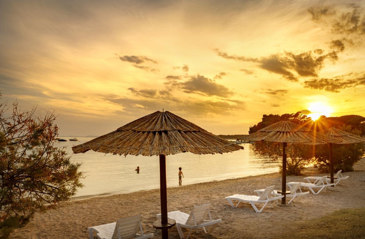 Valamar Camping Padova Banjol Exterior foto